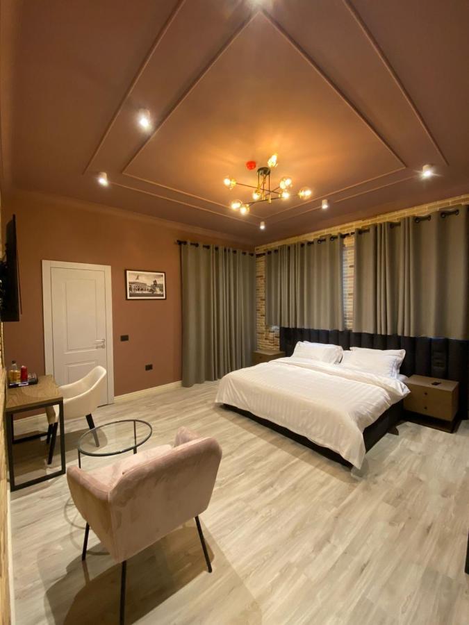 Ardenica Boutique Hotel Lushnjë Esterno foto