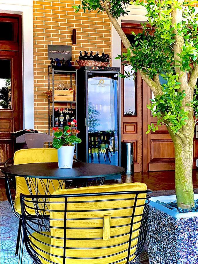 Ardenica Boutique Hotel Lushnjë Esterno foto