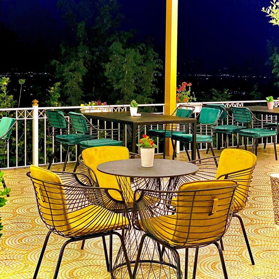 Ardenica Boutique Hotel Lushnjë Esterno foto